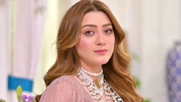 اداکارہ مومنہ اقبال کا  یکم جون کو نکاح:بہن