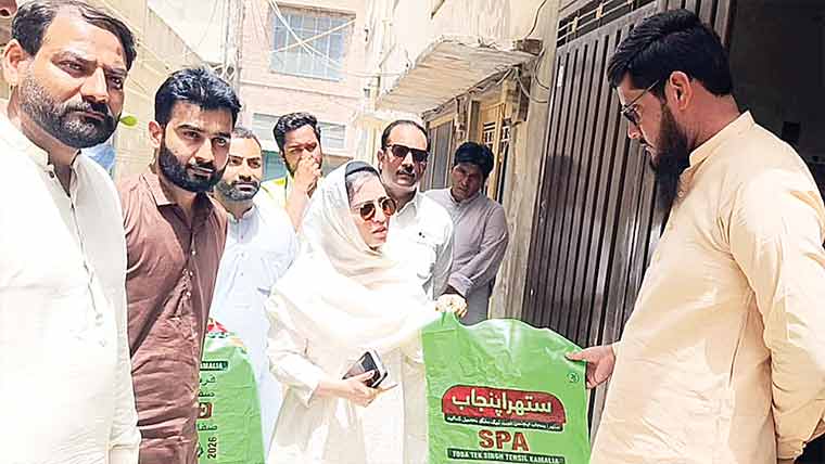 کمالیہ:عیدالاضحیٰ پر آلائشوں کیلئے شہریوں میں خصوصی بیگز تقسیم 