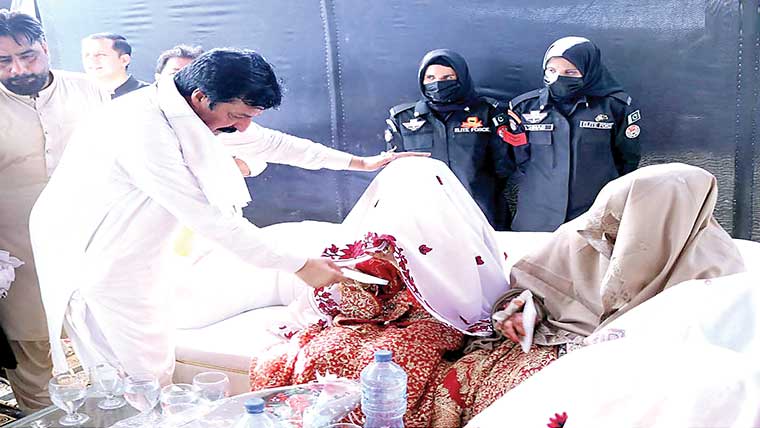  فتح جنگ:120 بچیوں کی رخصتی، عید کے بعد 500 اجتماعی شادیاں 