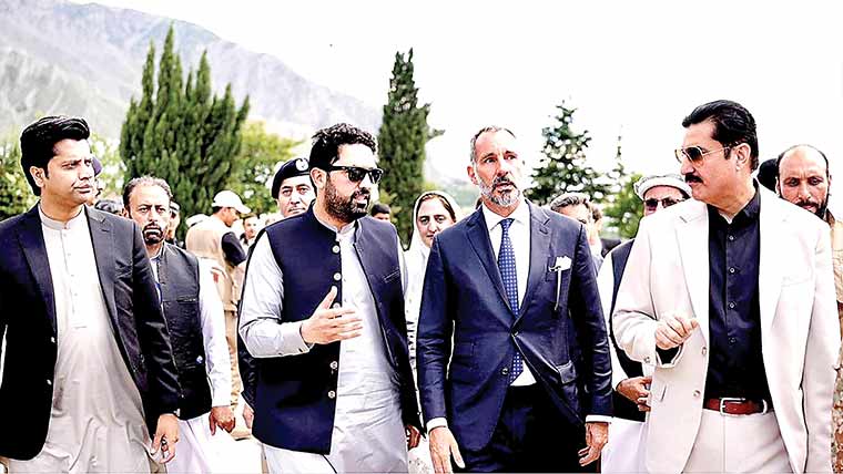 پرنس رحیم آغا خان کا چترال اور گلگت بلتستان کا دورہ مکمل 