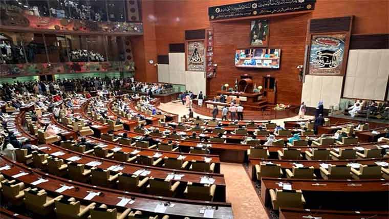 سندھ اسمبلی:کراچی میں پانی کی قلت پر ایم کیو ایم کا ہنگامہ