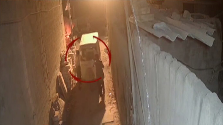 محنت کش کا رکشہ چور لے گئے 