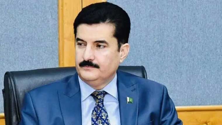گورنر فیصل کنڈی کی سابق سفیر ایاز  وزیر سے بیٹی کے انتقال پر تعزیت 