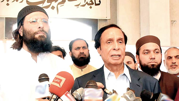 عمران کی صحت ، فیملی پر سیاست  نہیں ہونی چاہیے :پرویز الٰہی