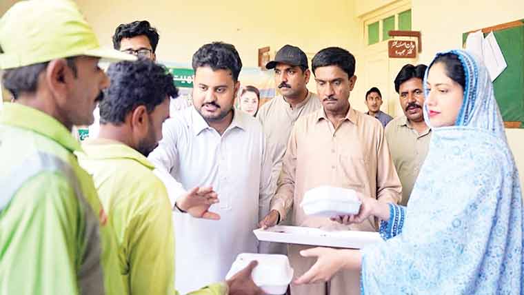 اے سی نمرہ اویس کی عیدالاضحیٰ پر عوامی خدمت سرگرمیاں