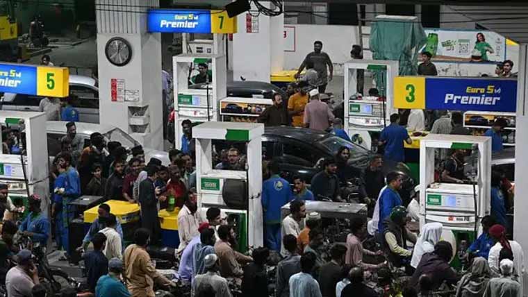 میرپورخاص:صارفین کو پٹرول پر ریلیف حاصل کرنے میں مشکلات