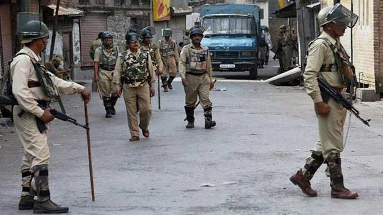 مقبوضہ کشمیر:بھارتی فوج کے  محاصرے کے دوران نوجوان شہید