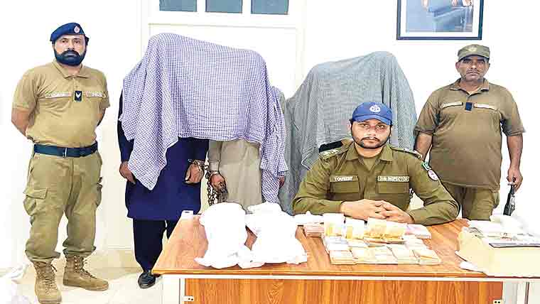  راہزنی کی متعدد وارداتوں میں ملوث 4 رکنی گینگ گرفتار