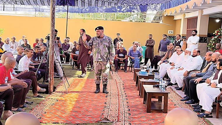 منشیات کے خاتمہ کیلئے ملکر کام کرنا ہوگا، حمیرا عظم