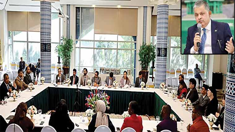  طلبہ کا واشنگٹن پاکستانی ایمبیسی کا دورہ، سفارتی کردار میں دلچسپی