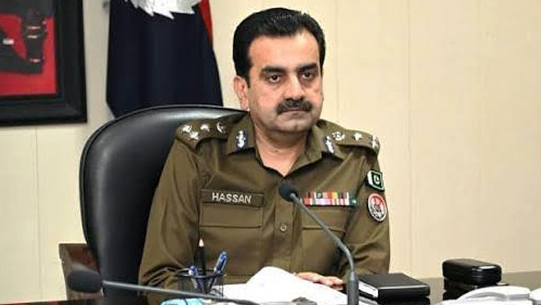 سی پی او کا دورہ پولیس لائنز ایم ٹی سیکشن کا دورہ، گاڑیوں کی مرمتی کی ہدایت 