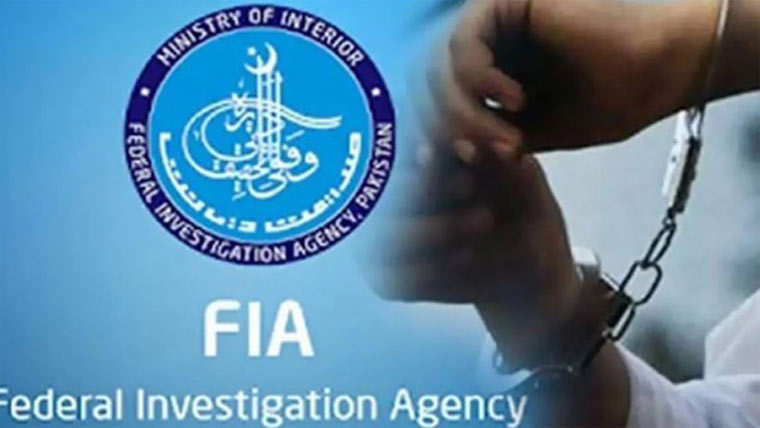  ایکسین شالیماراورلائن سپرنٹنڈنٹ  ناجائز بجلی کنکشن دینے پرگرفتار