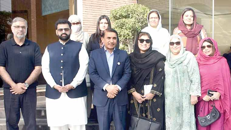  ویمن چیمبرز کا ملتان چیمبر دورہ، خواتین کی کاروباری ترقی پر اتفاق