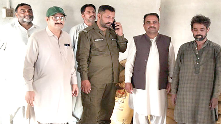 حافظ آباد:جعلی ڈی اے پی  کھاد کی 31بوریاں بر آمد 