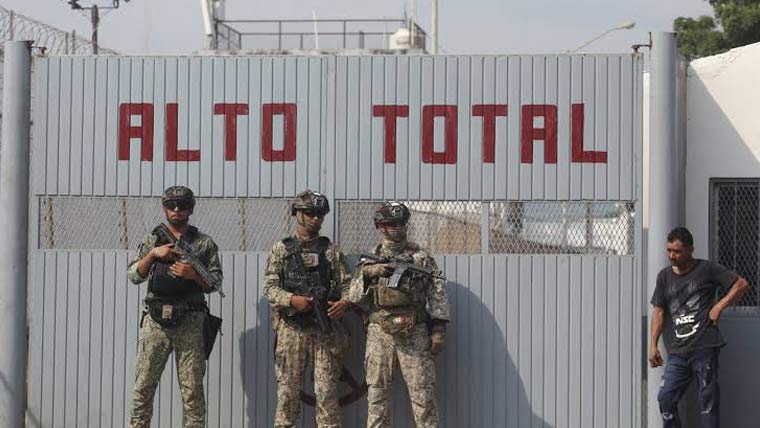 میکسیکو کی جیل میں قیدیوں  کے درمیان تصادم، 9قیدیوں  سمیت 10ہلاک 