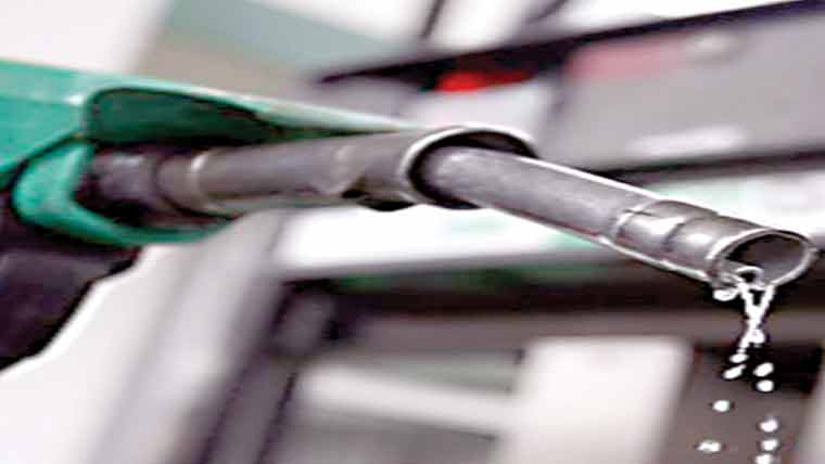  کھلا پٹرول بیچنے والا گرفتار