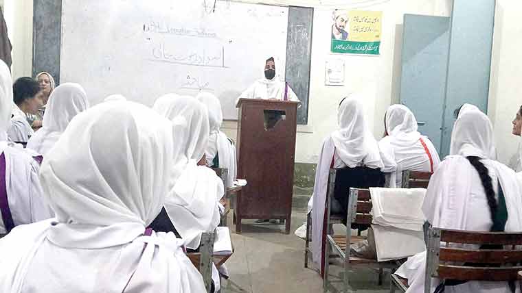  بھاگٹانوالہ کالج میں مباحثے ، مضمون نویسی کے مقابلے