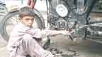 مہنگائی کے ستائے بچے حصول تعلیم کیساتھ مز دوری پر مجبور 