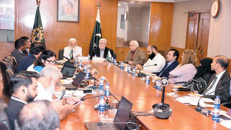 ماجو کے وفد کی ایف پی سی سی آئی کے اجلاس میں شرکت