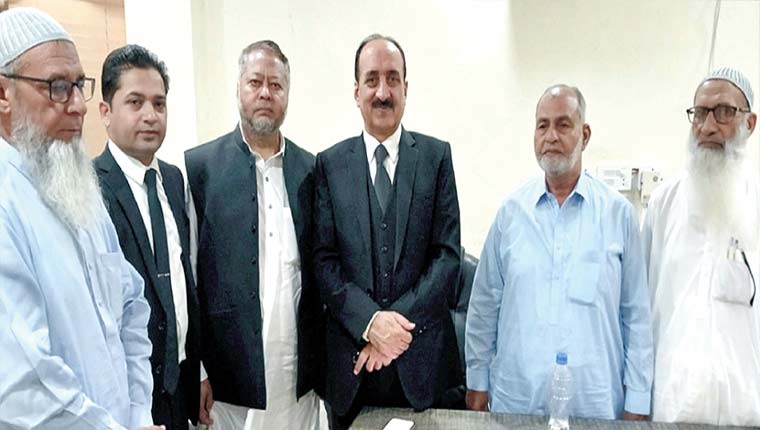 ممبر پاکستان بار کونسل احسن بھون  سے حافظ آباد کے معززین کی ملاقات 