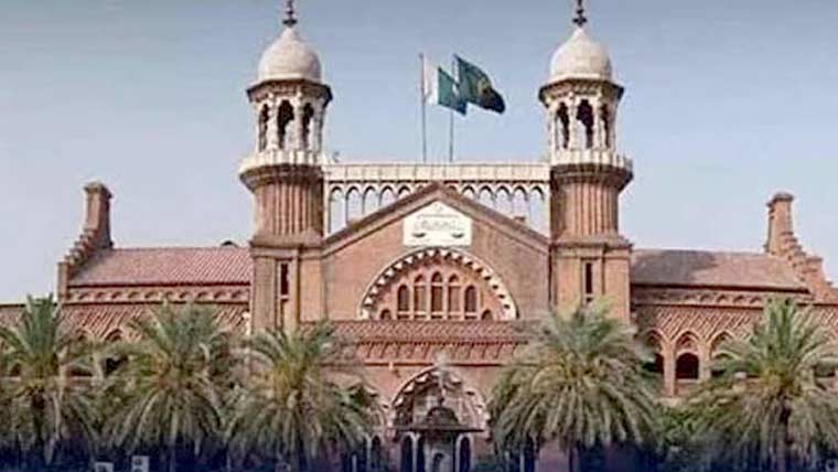  لاہور ہائیکورٹ:ڈاکٹر عظمیٰ خان کو  جیل میں ادویات فراہم کرنیکی ہدایت 