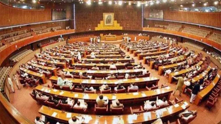 سینیٹ :پختونخوا میں ایمرجنسی کے نفاذ  کیخلاف جے یو آئی نے قرارداد جمع کرادی 