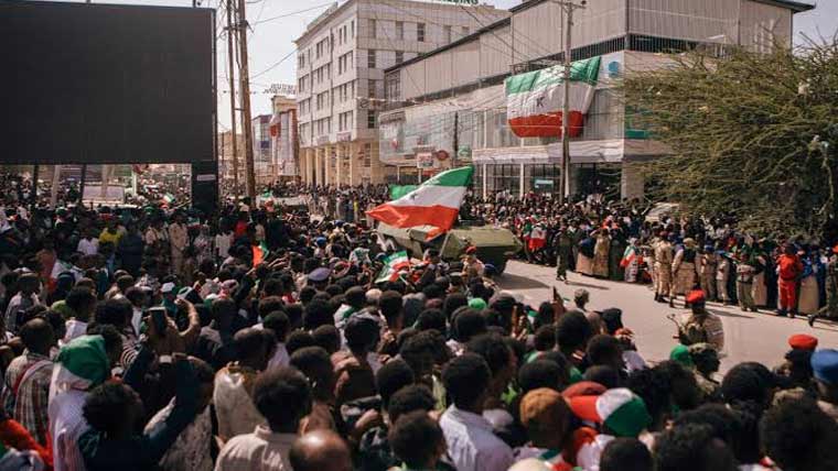 صومالی لینڈ الگ ملک :ٹرمپ ، ہرگیسا  میں جشن،امریکی پرچم لہرا دئیے 