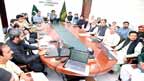 کمشنر کا دورہ حافظ آباد ،انسداد سموگ اقدامات ، صفائی کا جائزہ