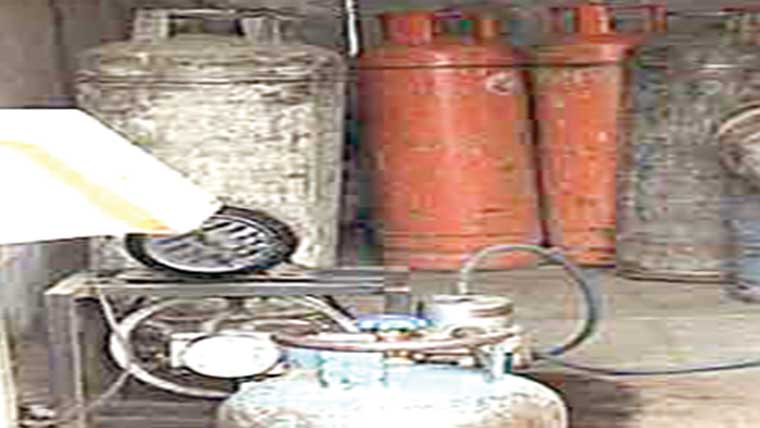 گیس ری فیلنگ شاپس سیل 