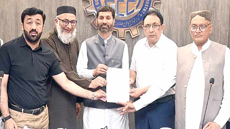  ندیم انور پھلروان گوجرانوالہ چیمبر  کی شعبہ تعلیم کمیٹی کے کنوینر مقرر 