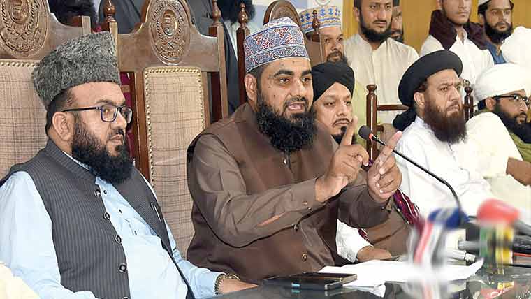  حکومت نئے صوبوں،یونٹس کیلئے مشاورت کا آغاز کرے :طاہر ڈوگر