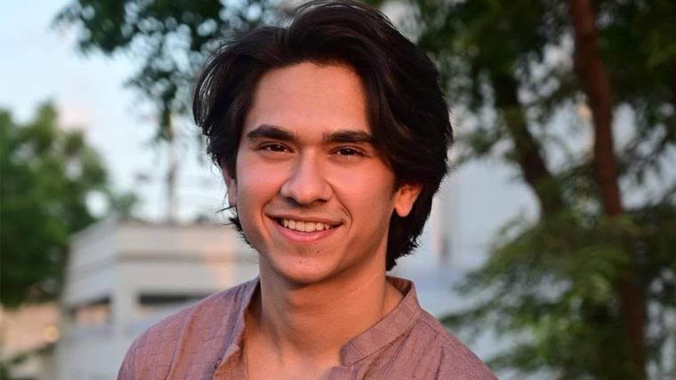 ہجوم کا نامناسب رویہ ،ثمر جعفری  کنسرٹ ادھورا چھوڑ کرچلے گئے 