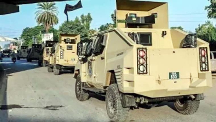 دہشتگردی سے نمٹنے کیلئے 10جدید بکتر  بند گاڑیاں پشاور پولیس کے حوالے 