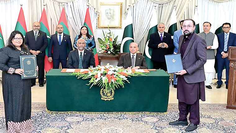 پاکستان  اور مالدیپ  کا  تجارت  بڑھانے،براہ  راست  فضائی  رابطوں  اور  دفاعی  تعاون