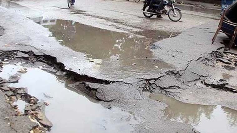 وہاڑی، شرقی کالونی کی اندرونی سڑکیں ٹوٹ پھوٹ کا شکار 
