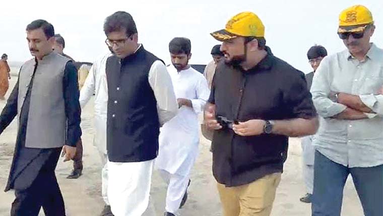 ڈپٹی کمشنر کا تھل جیپ ریلی پوائنٹ کا دورہ،انتظامات کا جائزہ 