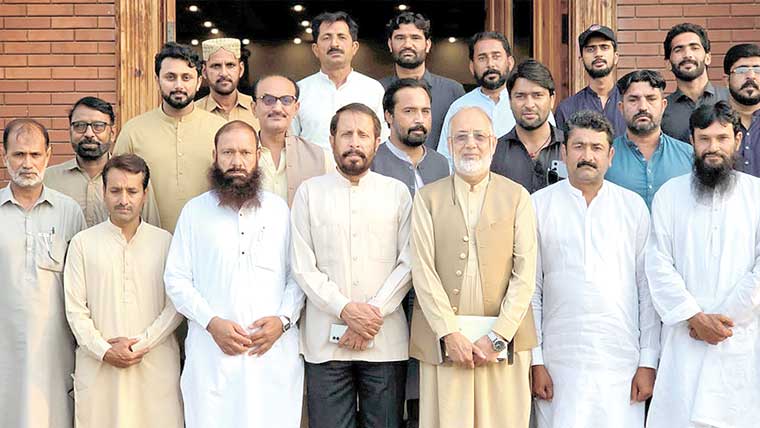 چنیوٹ:مہکاں پنجابی ادبی بورڈ کے زیرِ اہتمام ایوارڈ تقسیم  