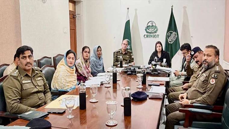  چنیوٹ:ڈپٹی کمشنر اور ڈی پی او کی زیرِ صدارت اہم اجلاس 