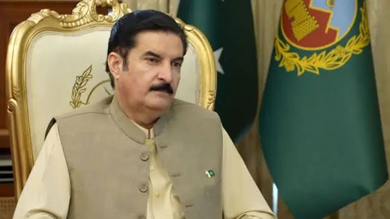 عوام دہشتگردوں کو پناہ نہ دیں خود کو الگ رکھیں:فیصل کنڈی 