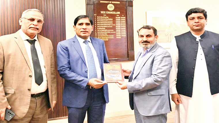 ڈائریکٹر انفارمیشن کی چانسلر یونیورسٹی آف سرگودھا سے ملاقات 