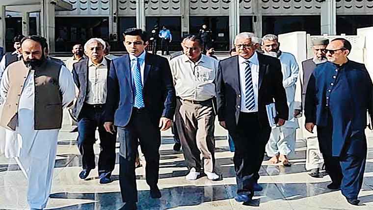 چیئرمین سی ڈی اے کا فیصل مسجد کا دورہ، کاموں کا جائزہ 