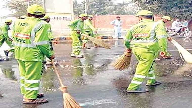 پپلاں میں ستھرا پنجاب کے 150ورکرز کو برطرف کر دیا 