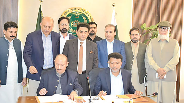  ایف جی ای ایچ اے اور سمارٹ سٹی ہاؤسنگ لاہور کے مابین معاہدہ 