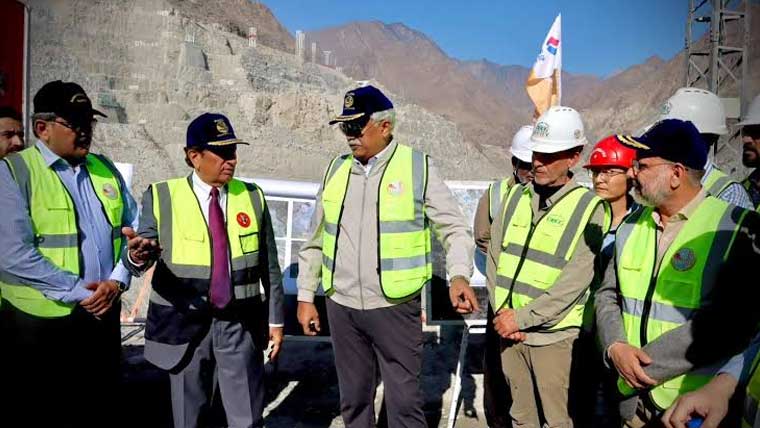  وفاقی وزیر معین وٹو کا دیامربھاشا  ڈیم، داسو ہائیڈرو پاور پراجیکٹ کا  دورہ ،تعمیراتی پیش رفت کا جائزہ