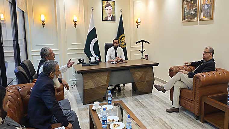 وزیر اطلاعات سے اخبار فروش فیڈریشن کے وفد کی ملاقات  