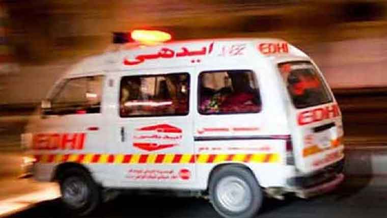 تھرپارکر:ایمبولینس میں سلنڈر دھماکہ، اموات 10ہوگئیں