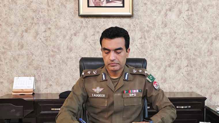  14 پولیس افسران و اہلکاروں کے  تقرر و تبادلوں کے احکامات جاری 