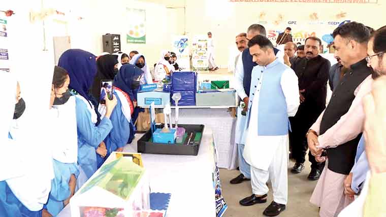  پیکٹا فیلڈ آفس کے جناح ہال میں ضلع  لیول کے سٹیم مقابلہ جات کا انعقاد 