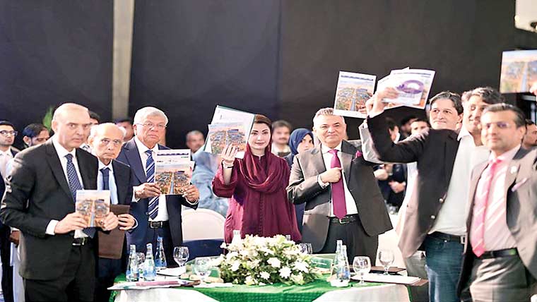 ایک  کھرب99ارب  کے  پیوٹ  معاشی  منصوبے  کا افتتاح:بزنس  لائیں،نہیں  پوچھوں  گی پیسہ  کہا ں سے آیا:مریم  نواز
