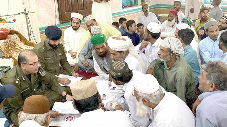  ڈی پی ا و کی جامع مسجدمدنی محلہ چنیوٹ میں کھلی کچہری